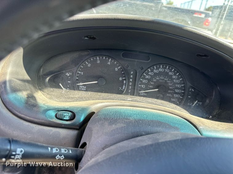 image for item NP9985 2002 Oldsmobile Alero GL