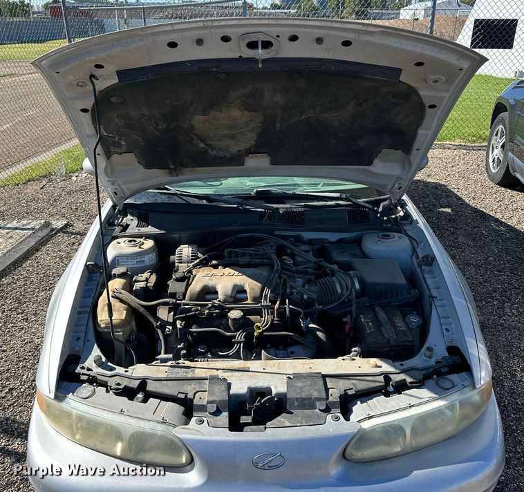 image for item NP9985 2002 Oldsmobile Alero GL