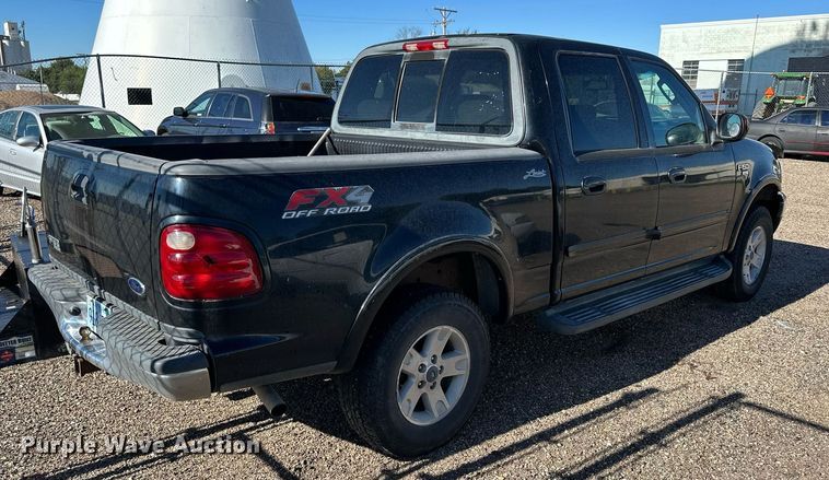 image for item NP9986 2003  Ford F150  SuperCrew pickup truck