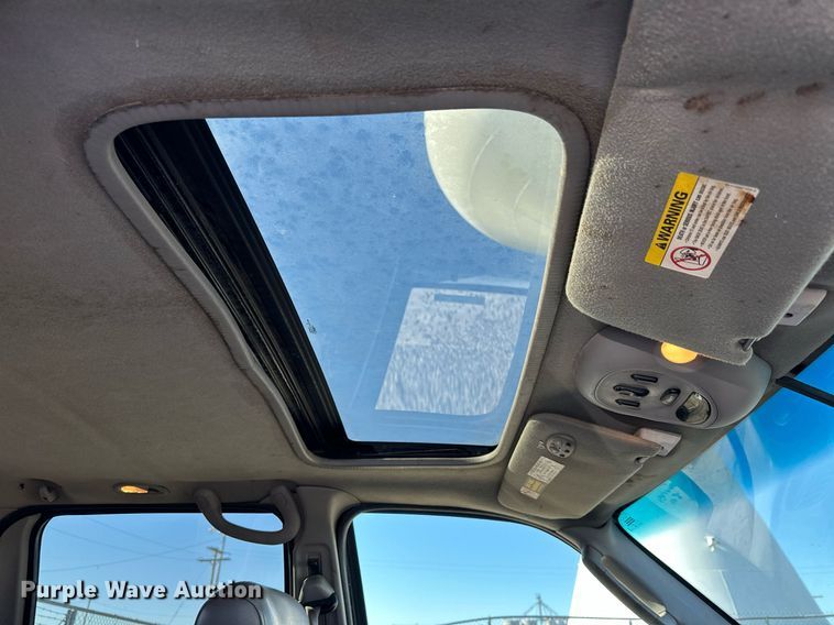 image for item NP9986 2003  Ford F150  SuperCrew pickup truck