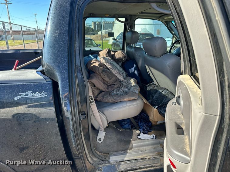 image for item NP9986 2003  Ford F150  SuperCrew pickup truck