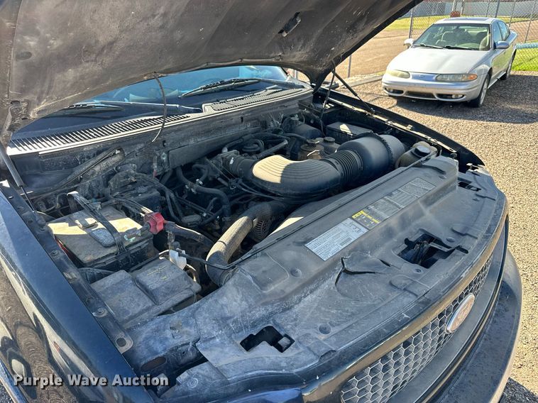 image for item NP9986 2003  Ford F150  SuperCrew pickup truck