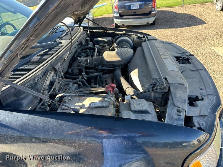 image for item NP9986 2003  Ford F150  SuperCrew pickup truck