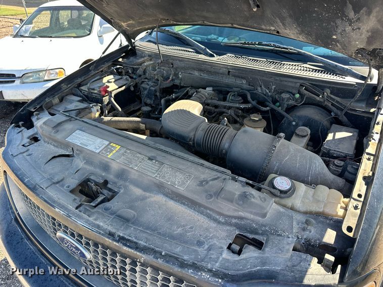 image for item NP9986 2003  Ford F150  SuperCrew pickup truck