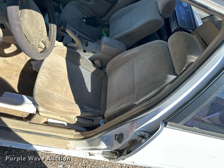 image for item NP9987 1998 Nissan Altima