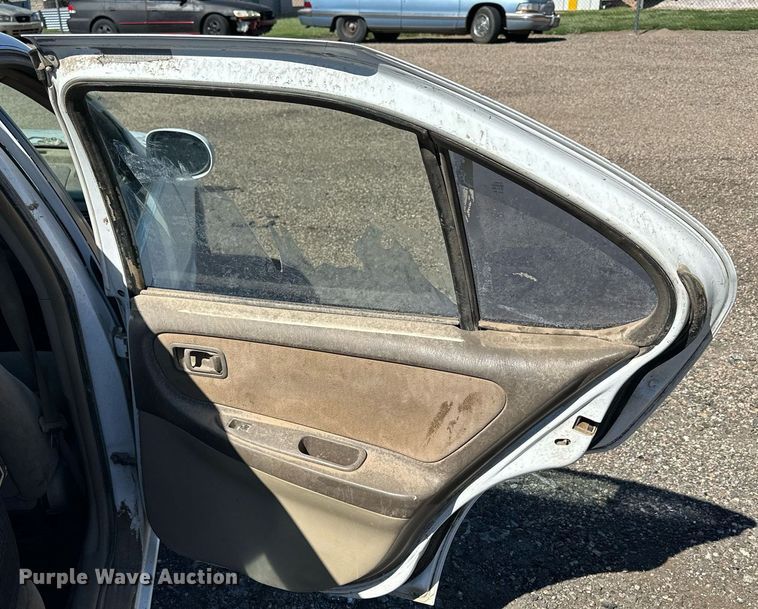 image for item NP9987 1998 Nissan Altima