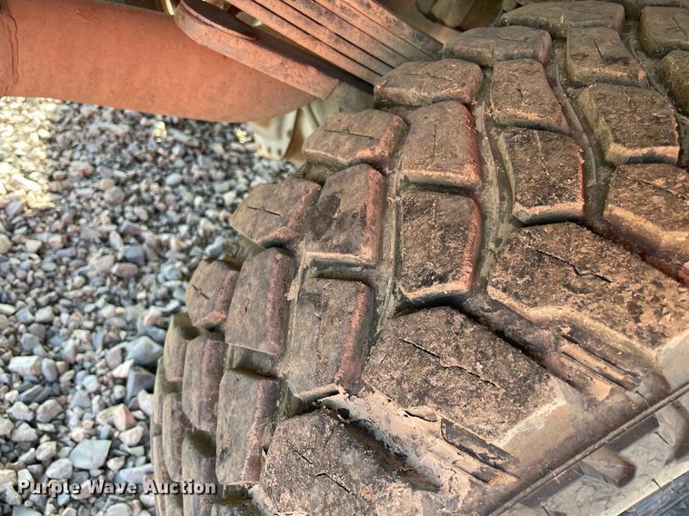 image for item NT9429 2008 Chevrolet Silverado 3500HD  Crew Cab pickup truck cab and chassis