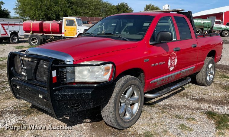 image for item NT9431 2007 Dodge Ram 1500  Quad Cab pickup truck