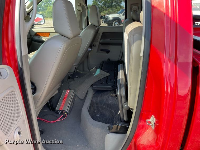 image for item NT9431 2007 Dodge Ram 1500  Quad Cab pickup truck