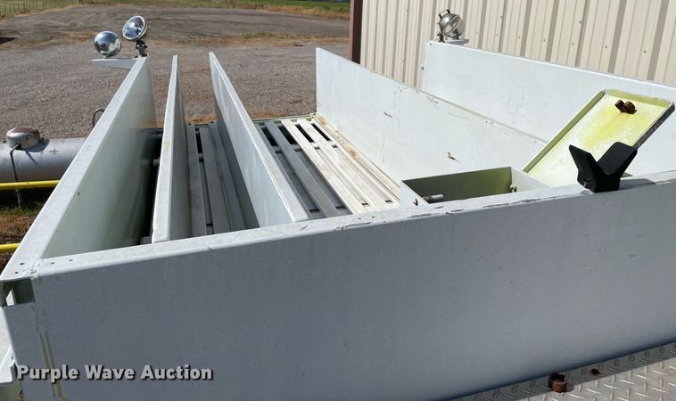 image for item NT9433 1985 Duplex 26109-85  fire truck