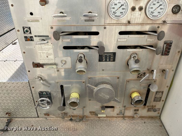 image for item NT9433 1985 Duplex 26109-85  fire truck