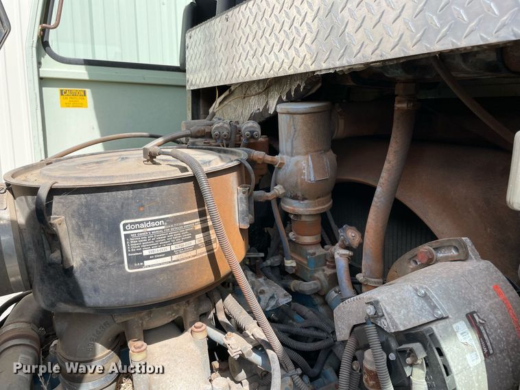 image for item NT9433 1985 Duplex 26109-85  fire truck