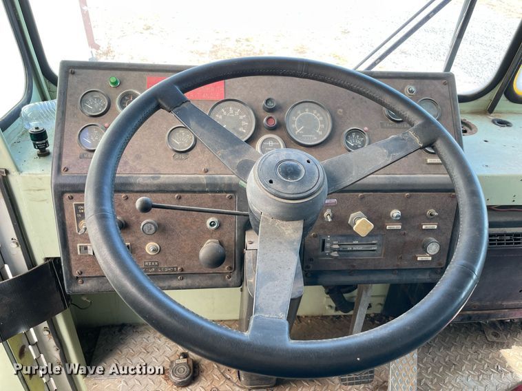 image for item NT9433 1985 Duplex 26109-85  fire truck