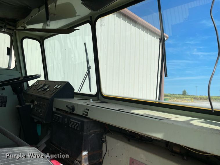 image for item NT9433 1985 Duplex 26109-85  fire truck