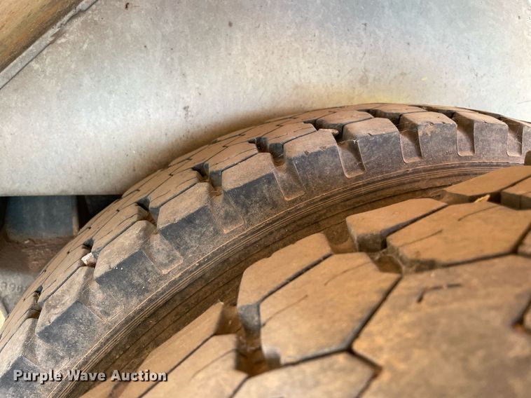 image for item NT9433 1985 Duplex 26109-85  fire truck