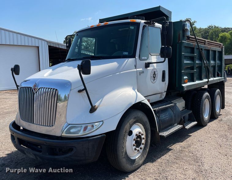 image for item NT9437 2007 International 8600  dump truck