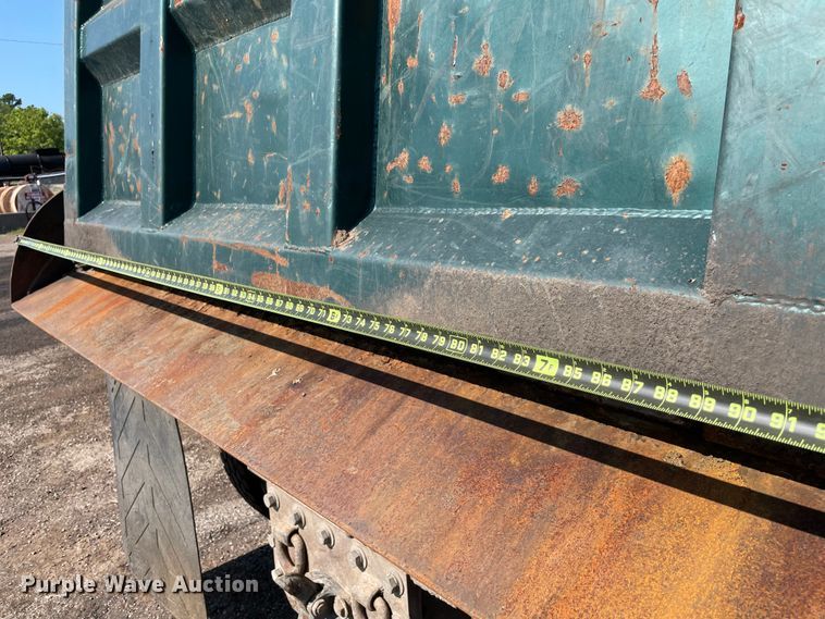 image for item NT9437 2007 International 8600  dump truck