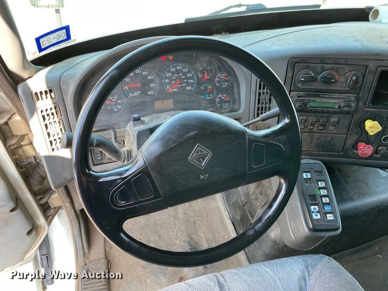 image for item NT9437 2007 International 8600  dump truck