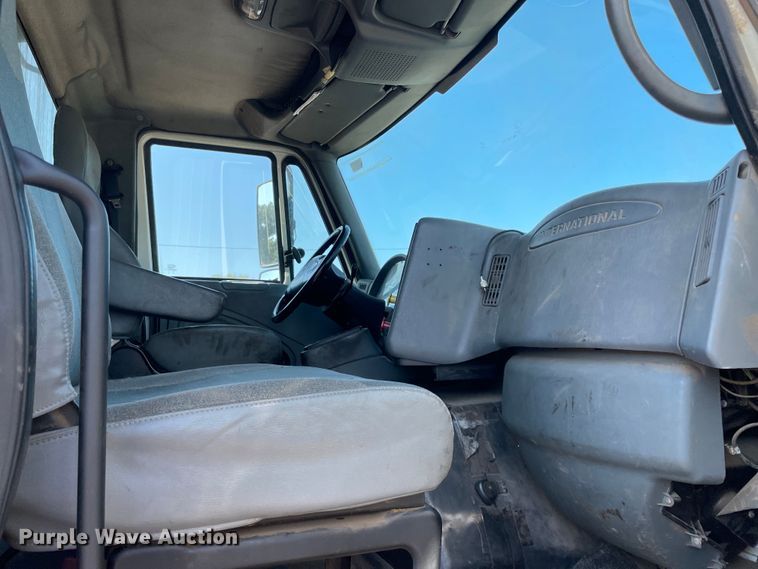 image for item NT9437 2007 International 8600  dump truck