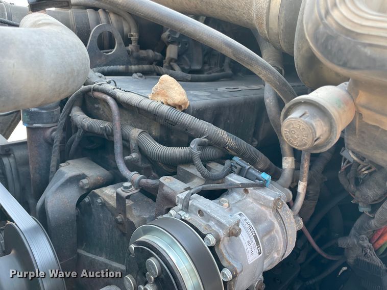 image for item NT9437 2007 International 8600  dump truck