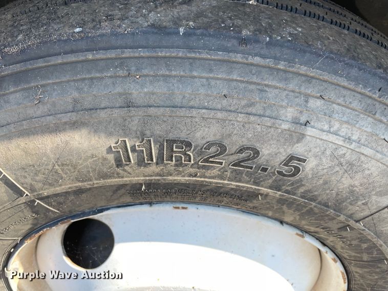 image for item NT9437 2007 International 8600  dump truck