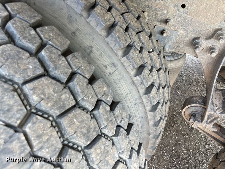 image for item NT9437 2007 International 8600  dump truck