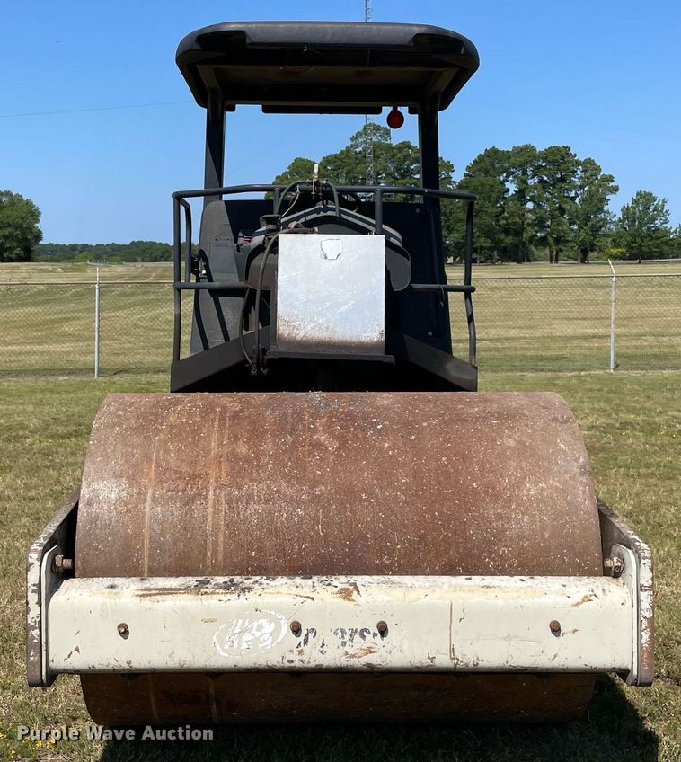 image for item NT9440 Ingersoll Rand SD-70D TF  single drum roller