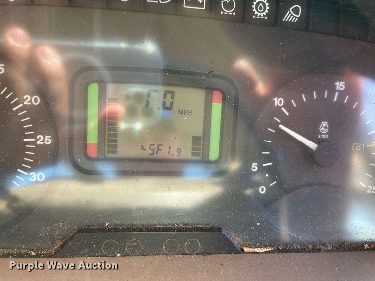 image for item NT9441 2010 John Deere 6430  MFWD tractor