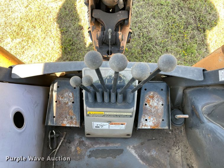 image for item NT9442 2005 Case 580 Super M Plus  backhoe