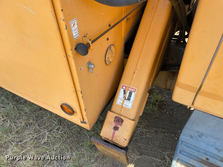 image for item NT9444 1999 Ford F800  bucket truck