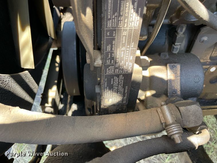 image for item NT9444 1999 Ford F800  bucket truck