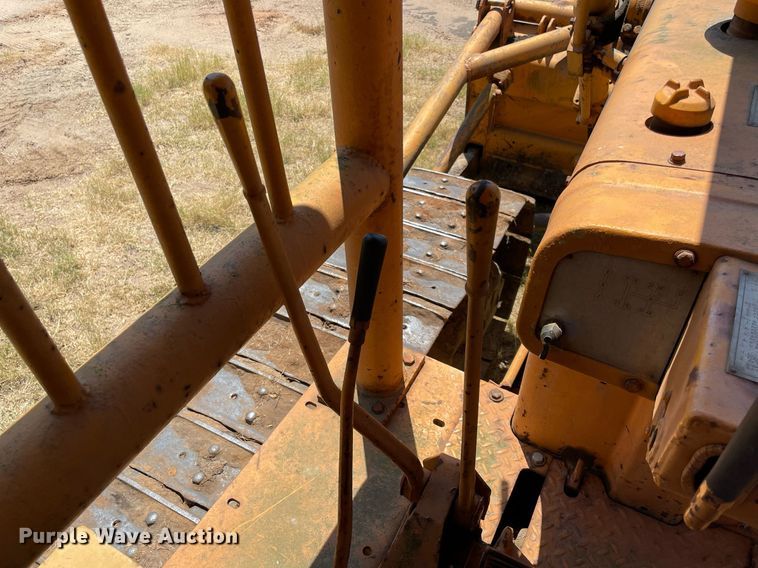 image for item NT9445 Caterpillar D6C  dozer