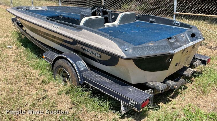 image for item NT9447 1985 Stratos 375-V  boat