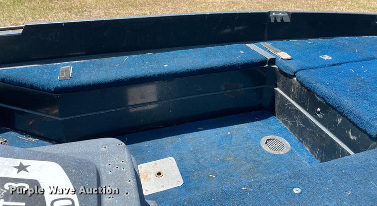 image for item NT9447 1985 Stratos 375-V  boat