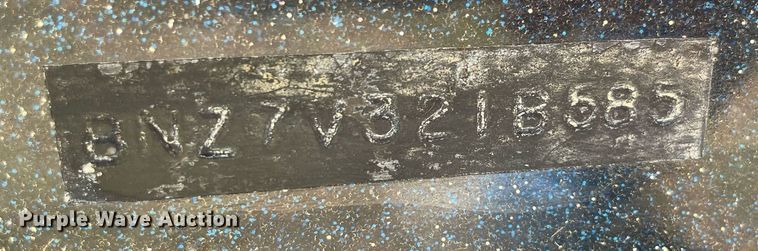 image for item NT9447 1985 Stratos 375-V  boat