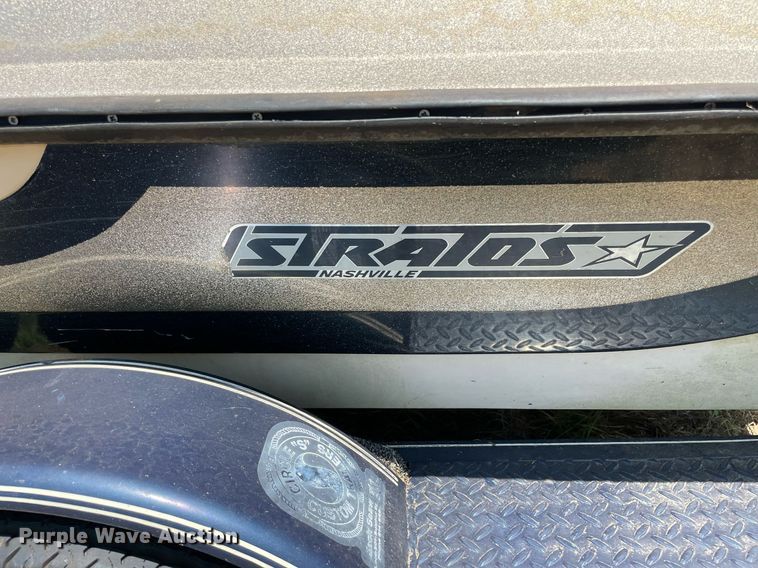 image for item NT9447 1985 Stratos 375-V  boat