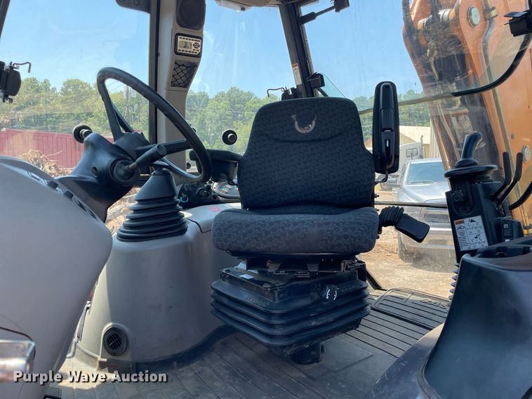 image for item NT9448 2017 Case 580 Super N backhoe