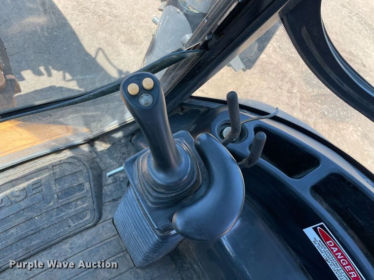 image for item NT9448 2017 Case 580 Super N backhoe