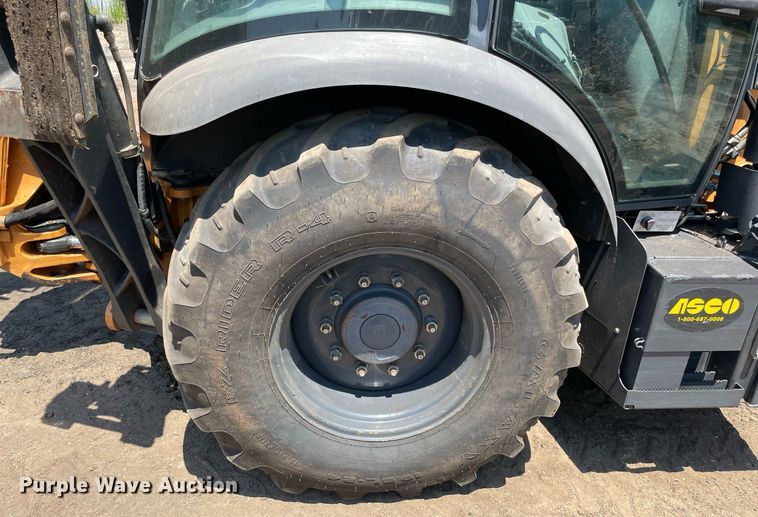 image for item NT9448 2017 Case 580 Super N backhoe