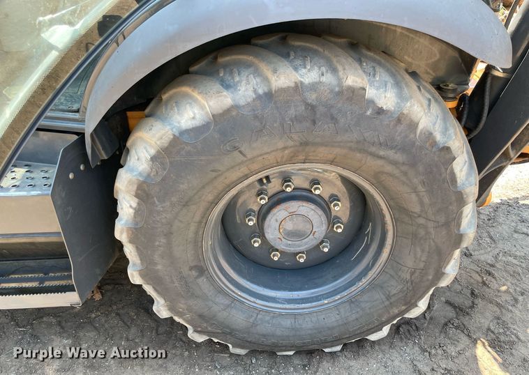 image for item NT9448 2017 Case 580 Super N backhoe