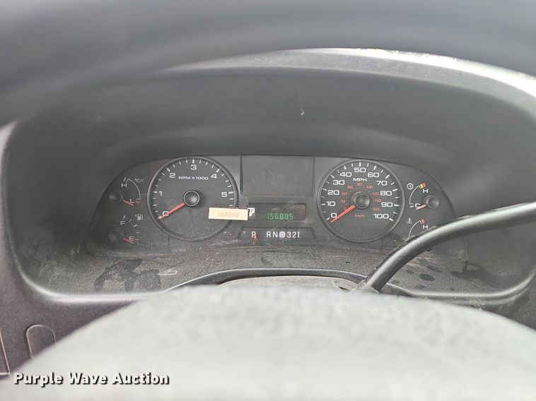 image for item NT9915 2007 Ford F250 Super Duty XL  pickup truck