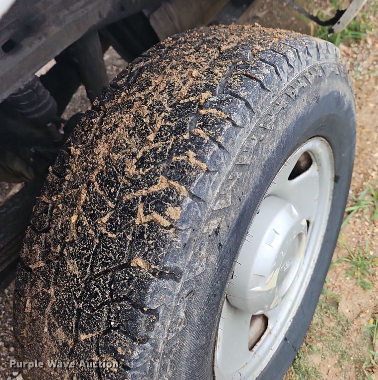 image for item NT9915 2007 Ford F250 Super Duty XL  pickup truck