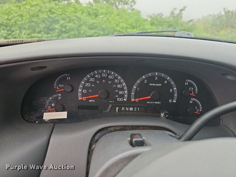 image for item NT9916 2002 Ford F150  SuperCab pickup truck