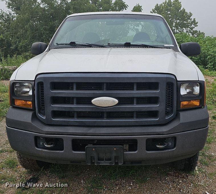 image for item NT9917 2007 Ford F250 Super Duty XL  pickup truck