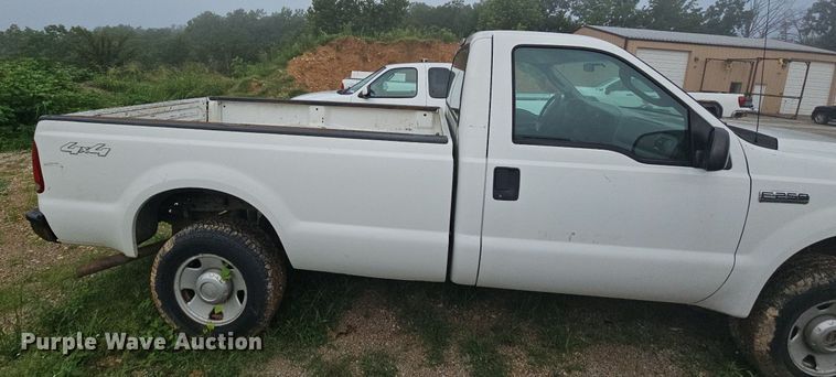 image for item NT9917 2007 Ford F250 Super Duty XL  pickup truck