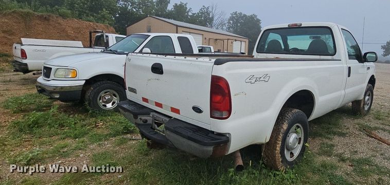 image for item NT9917 2007 Ford F250 Super Duty XL  pickup truck