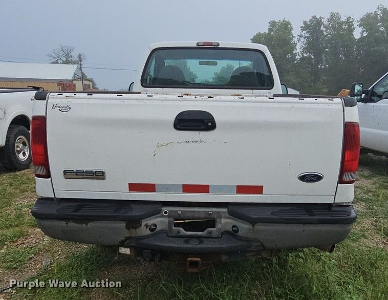 image for item NT9917 2007 Ford F250 Super Duty XL  pickup truck