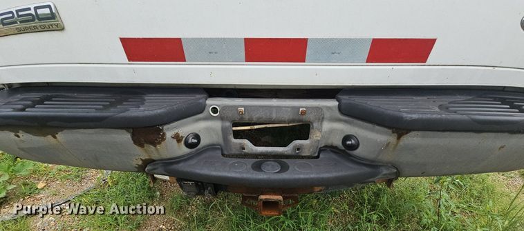 image for item NT9917 2007 Ford F250 Super Duty XL  pickup truck