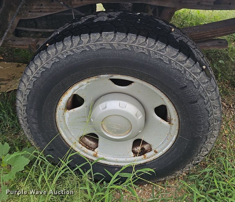 image for item NT9917 2007 Ford F250 Super Duty XL  pickup truck