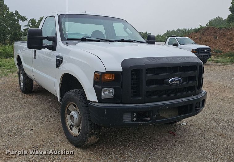 image for item NT9918 2008 Ford F250 Super Duty XL  pickup truck